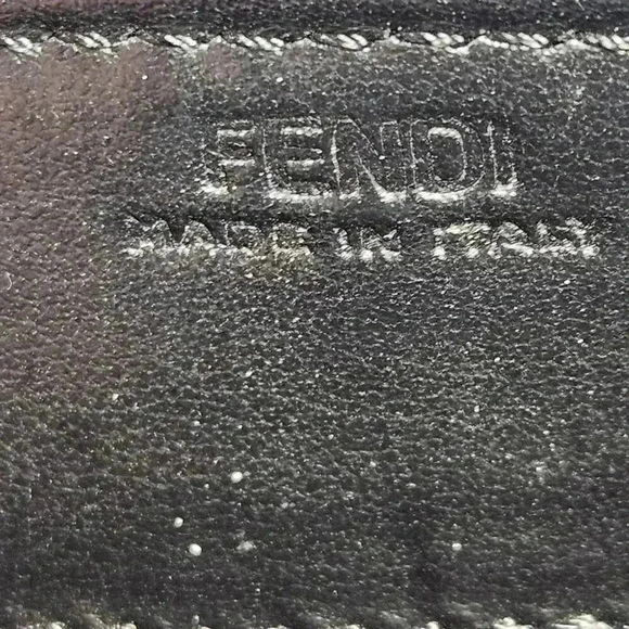 FENDI Zip Around Black Wallet - Picture 2 of 16